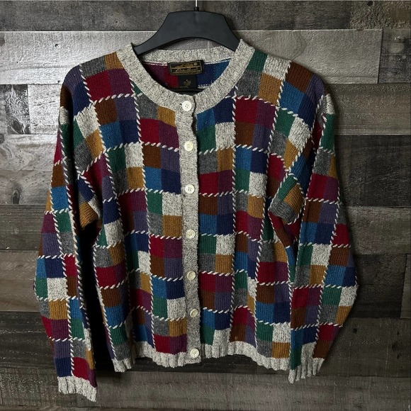 SOLD VTG Eddie Bauer Button Sweater Womens Medium - Picture 1 of 2